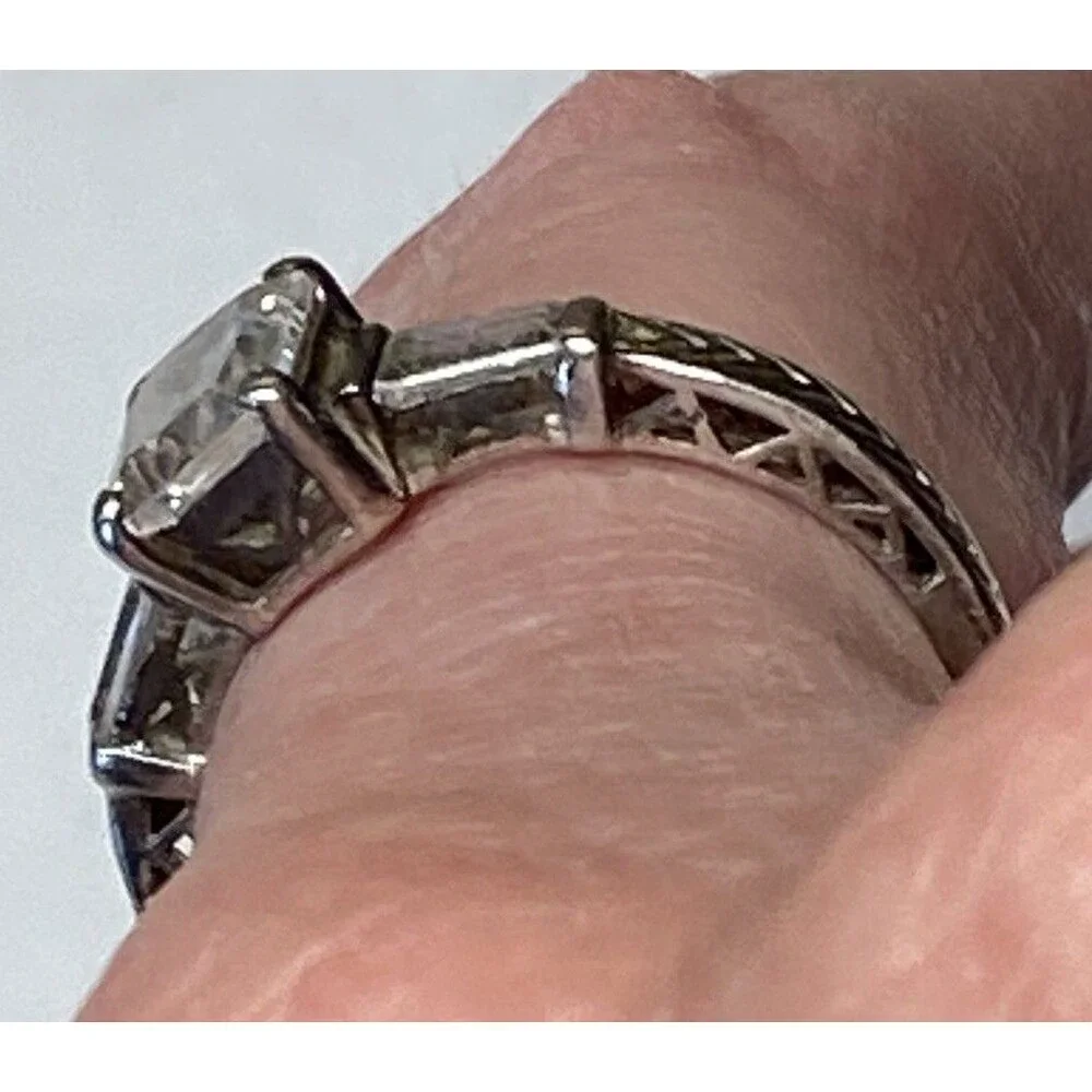 Art Deco Style 925 Sterling Silver CZ Ring Size 8 Baguette Chevron Band